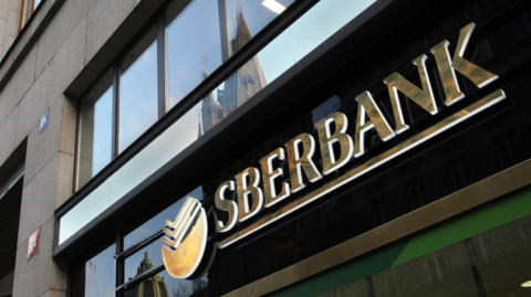Správkyně Sberbank podepsala smlouvu o prodeji úvěrů, ČS nabídla 41,1 mld. Kč